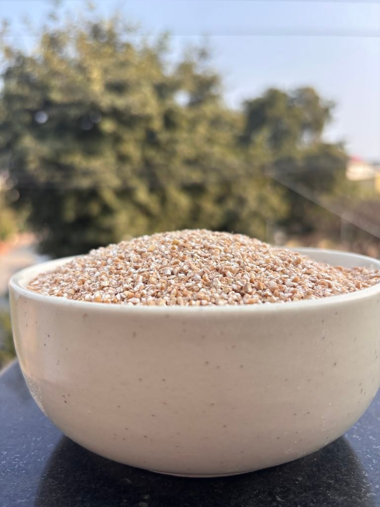 high fiber kathiya Red Wheat Daliya for better digestion and gut health
